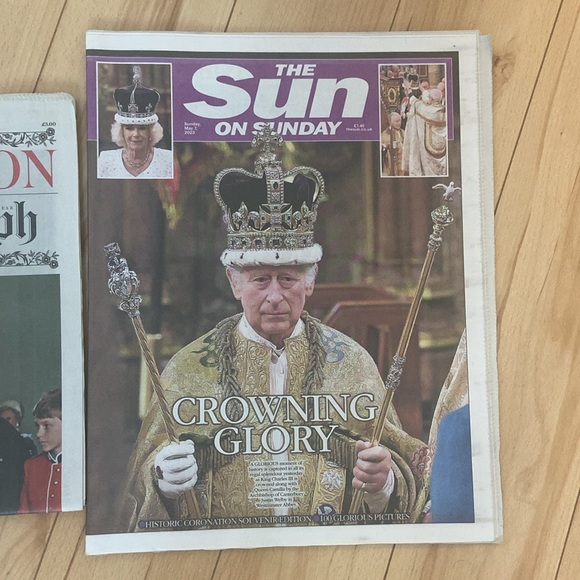 King Charles Coronation Officiall Souvenir Programme - Picture 5 of 5